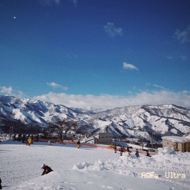光之少女在奔跑的路上